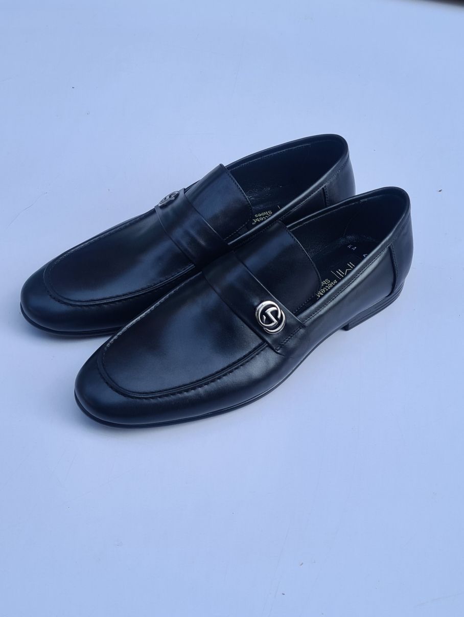 black designer formal loafer